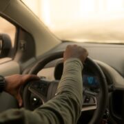 Hoe financieren de meeste Belgen hun auto